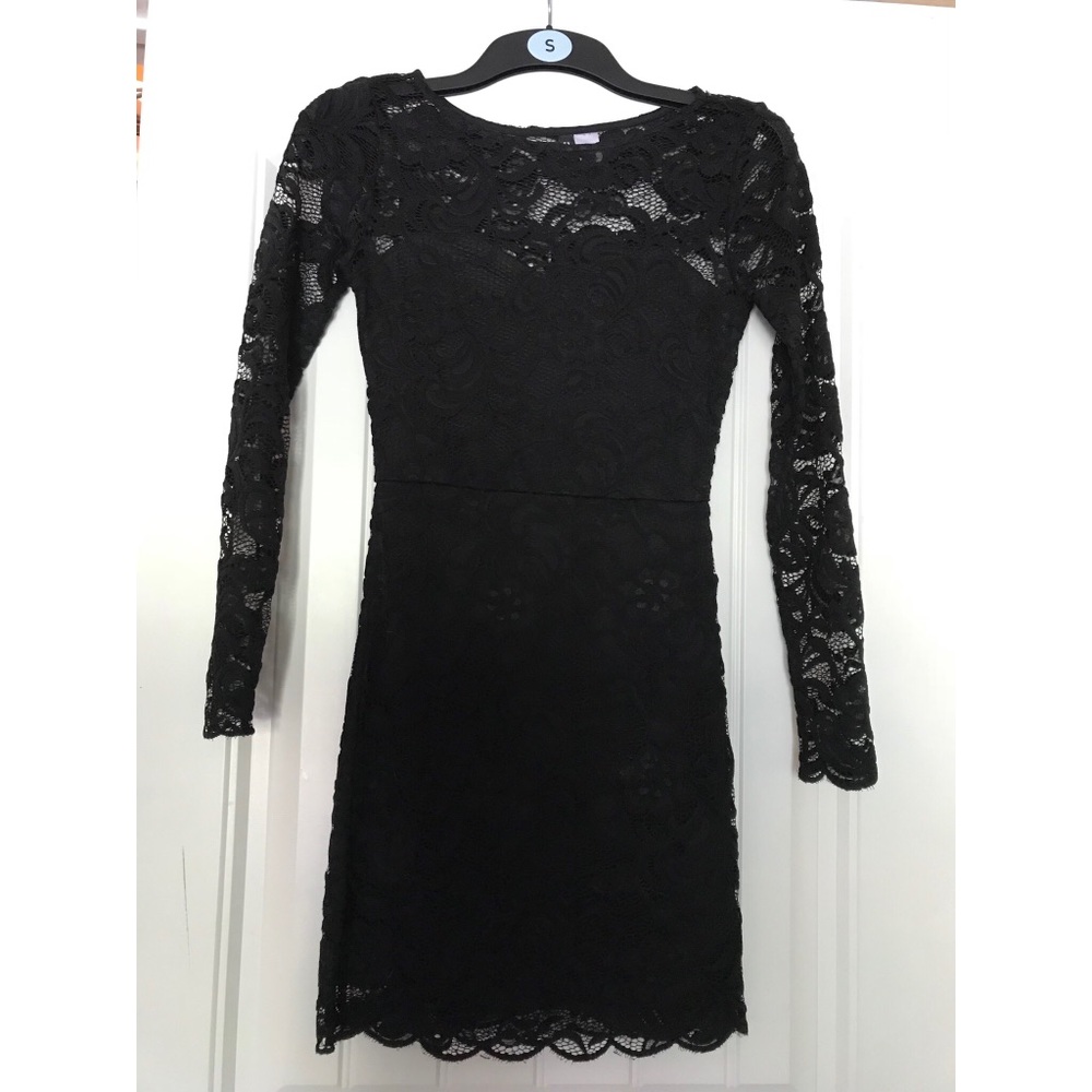 H&M Lacy Little Black Dreas